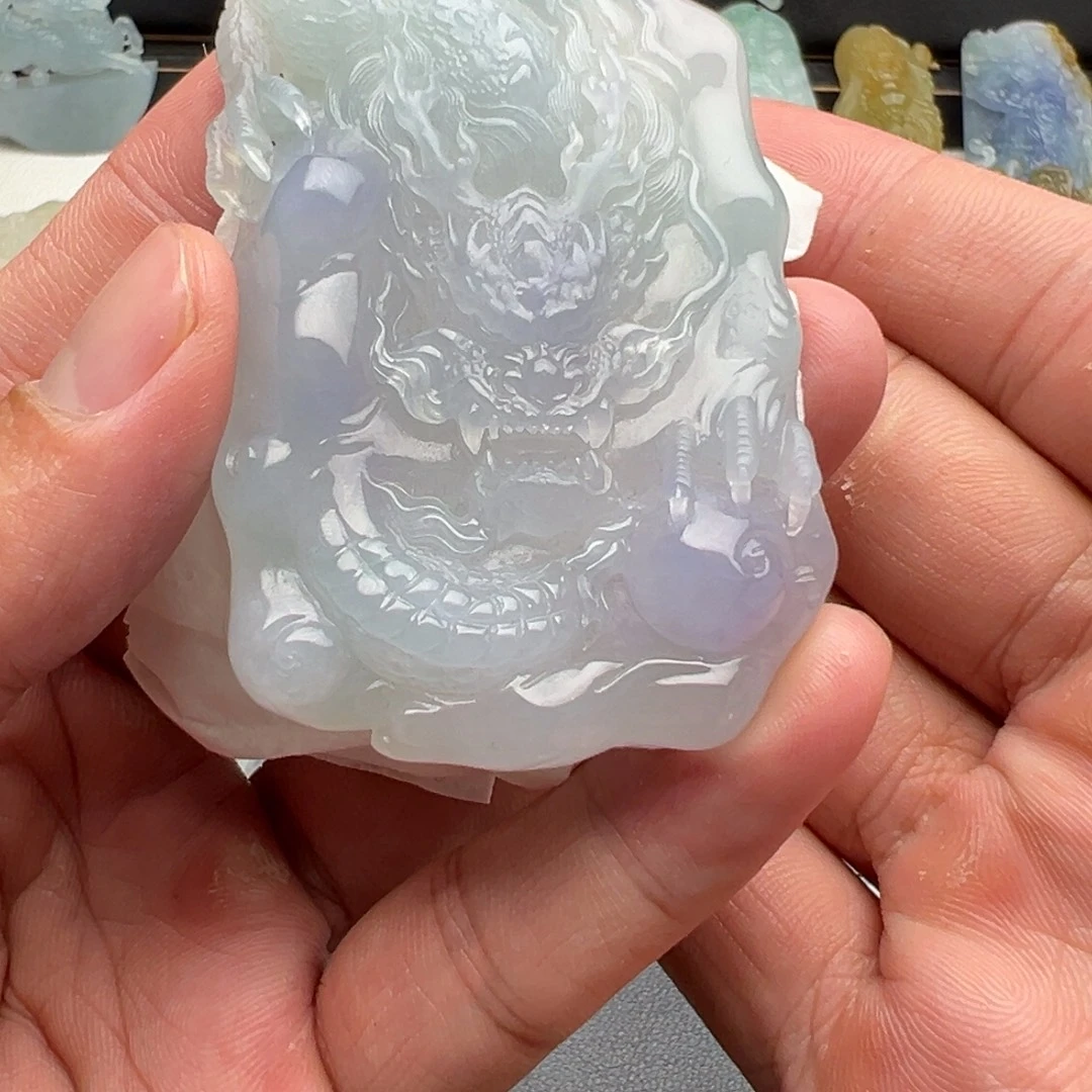 定制翡翠未镶嵌龙牌