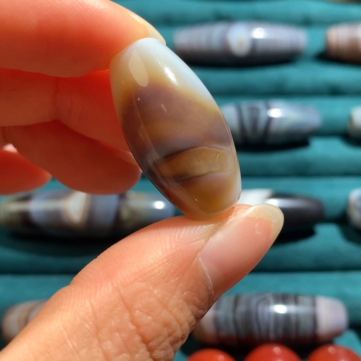 未镶嵌玛瑙/玉髓珠宝奇石