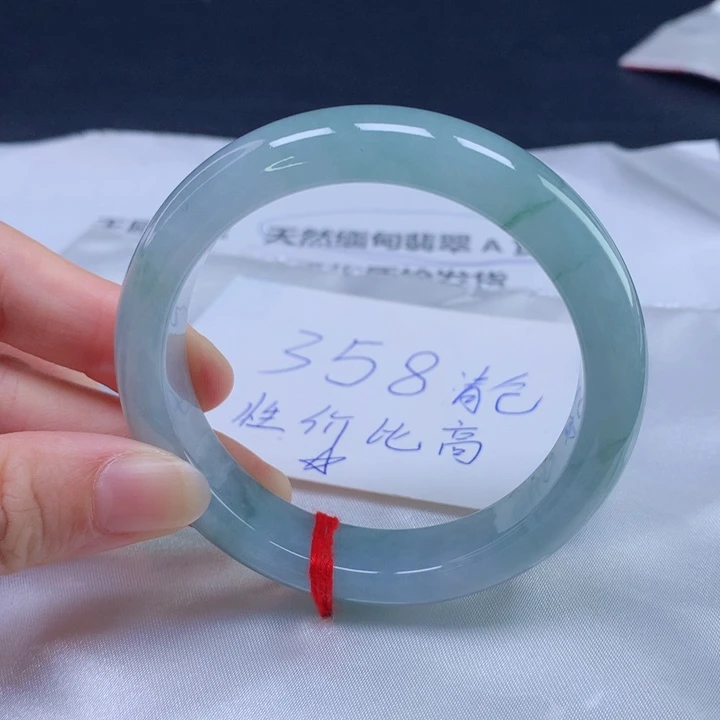 翡翠手镯未镶嵌清仓特价5657575
