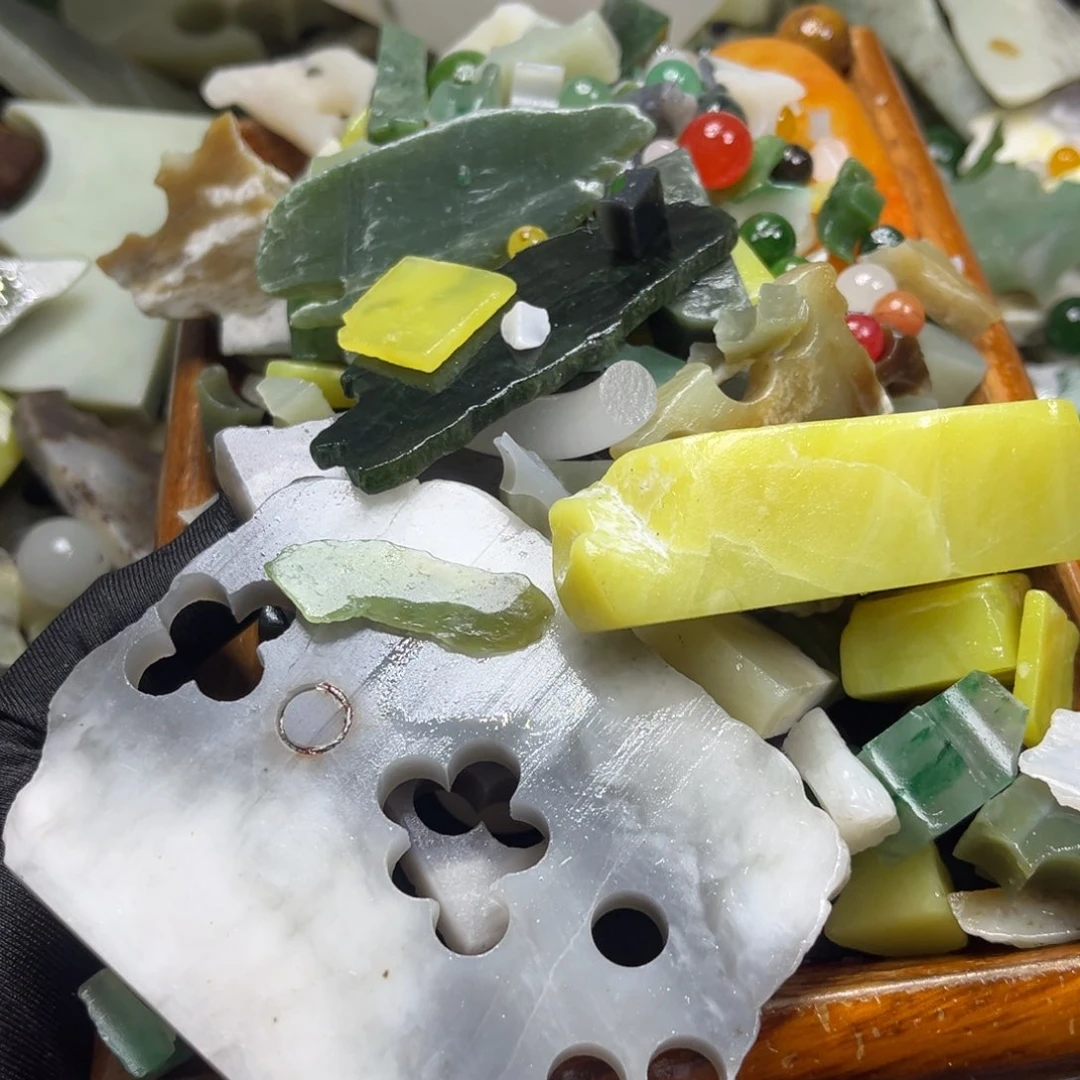 和田玉未镶嵌颈饰?****久