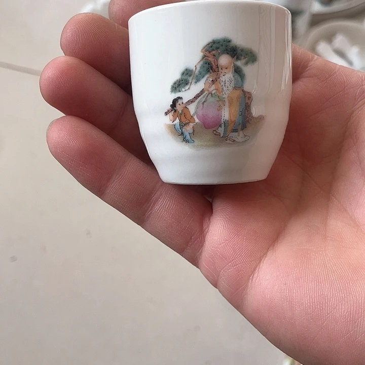 瓷片鼎**园茶杯，酒杯，库存，6个