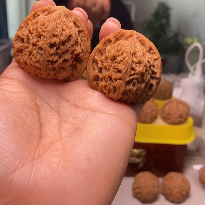 核桃42尺寸的南疆石