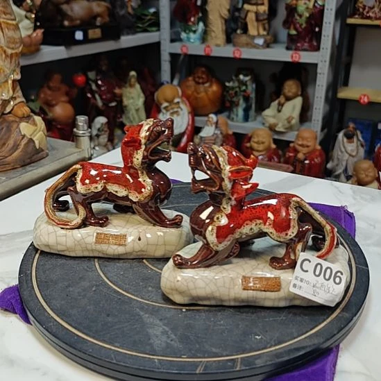 还***啊石湾窑陶瓷神兽摆件一对