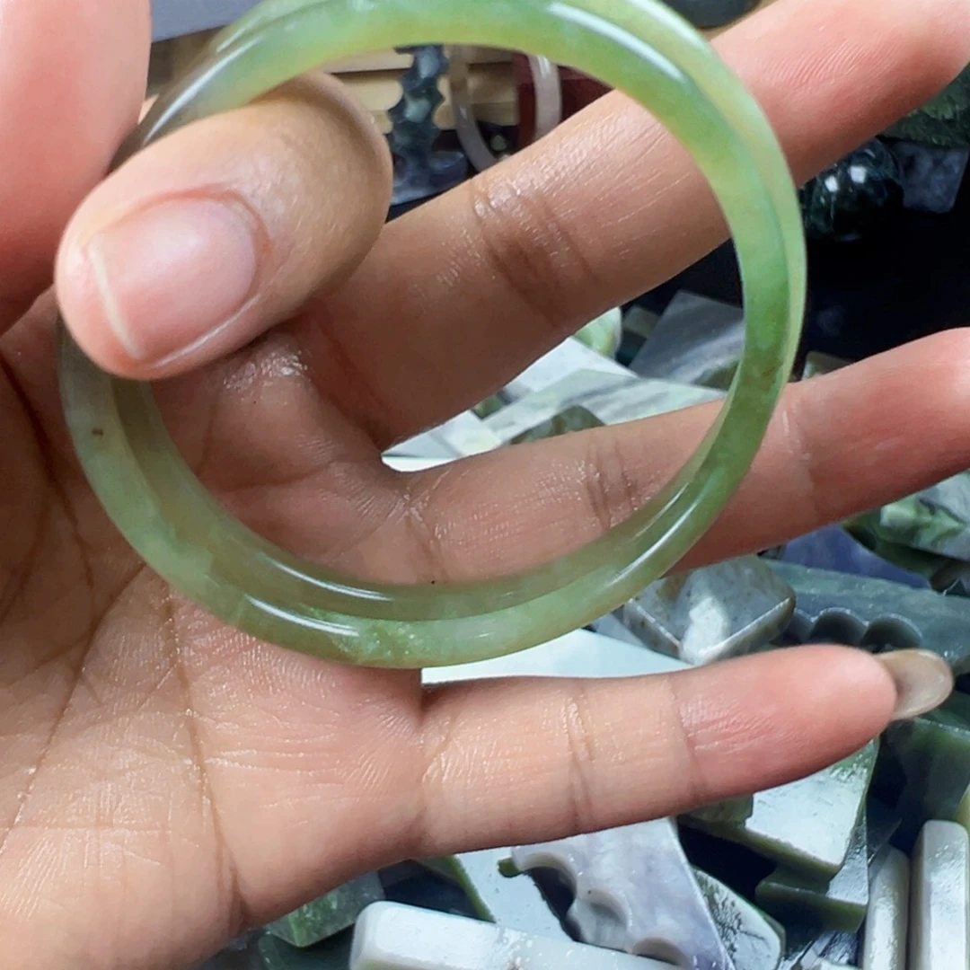 和田玉（糖玉）未镶嵌珠宝半成品娜***^