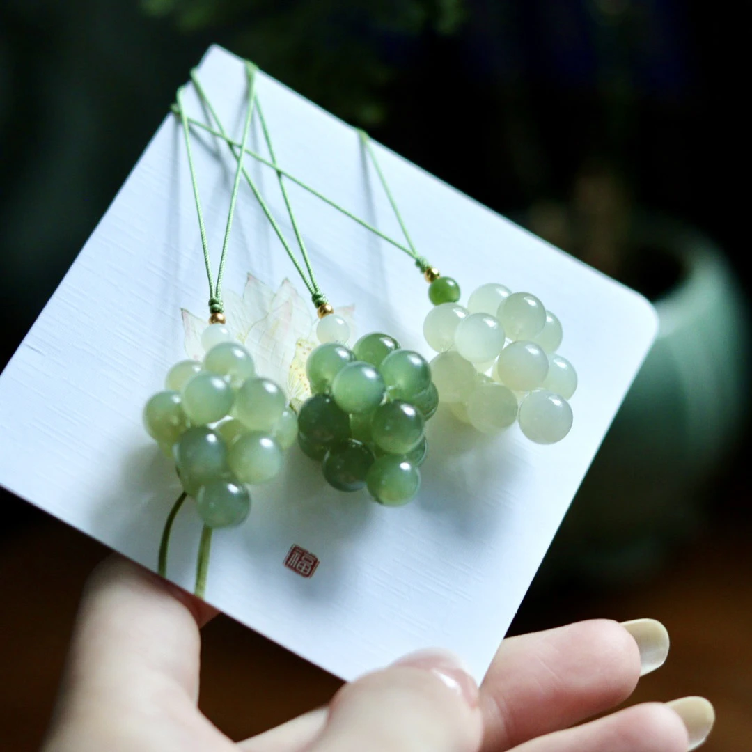 【抱富葡萄】双十一狂欢 高品质晴水和田玉挂件 多样性发一 I1759W