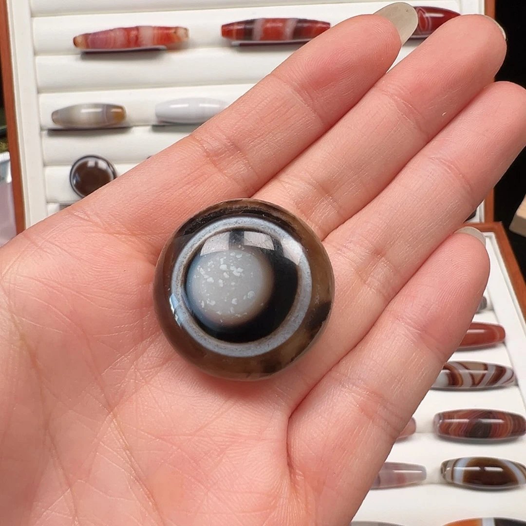 玛瑙/玉髓颈饰未镶嵌大**?