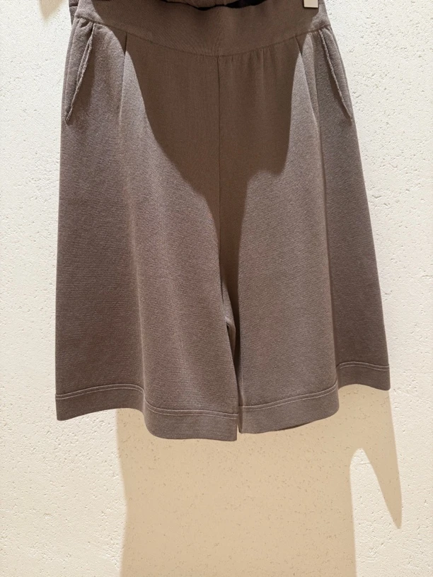 金芳朵春夏时尚针织短裤