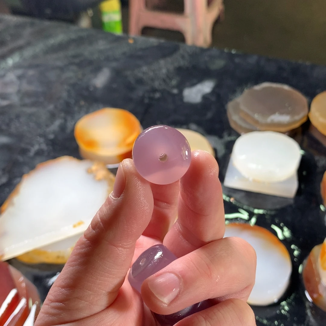 梦***有玛瑙/玉髓未镶嵌颈饰