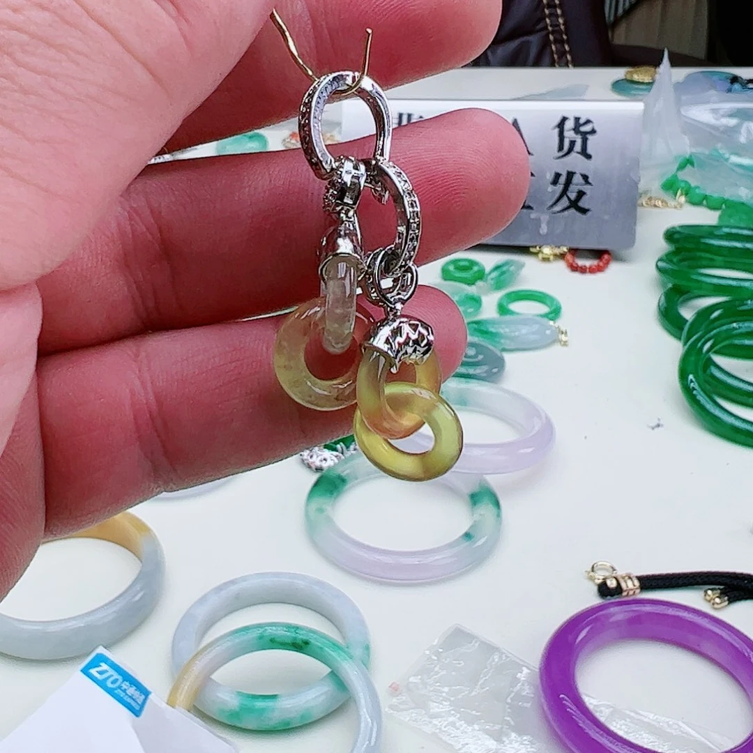 翡翠吊坠(赠链)银S925镶嵌