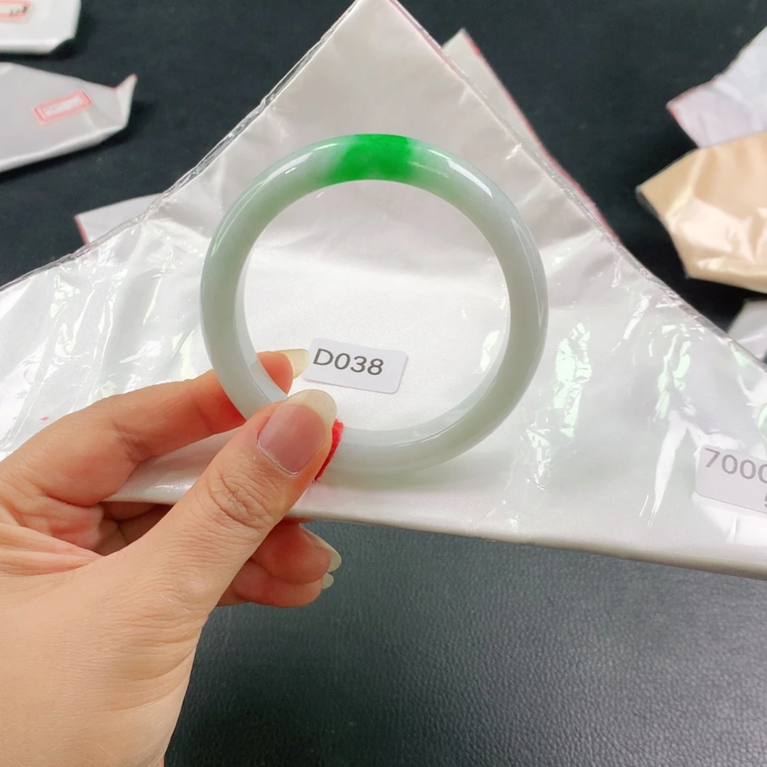 未镶嵌手镯翡翠03