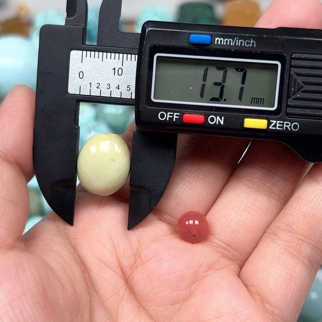 未镶嵌南红玛瑙珠宝奇石