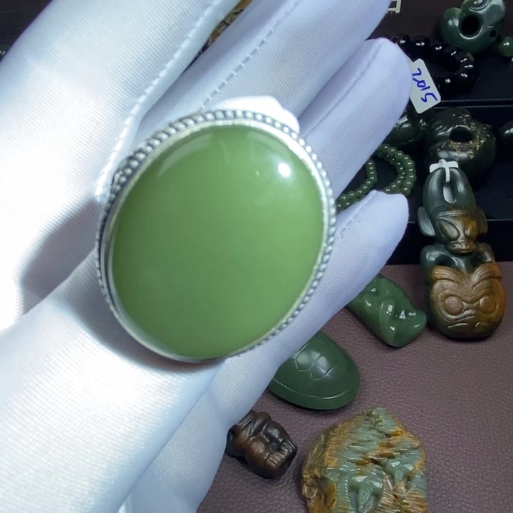 未镶嵌戒指岫岩老玉（透闪石质玉）