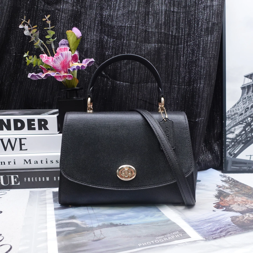 95新 COACH/蔻驰 单肩包/T10223529