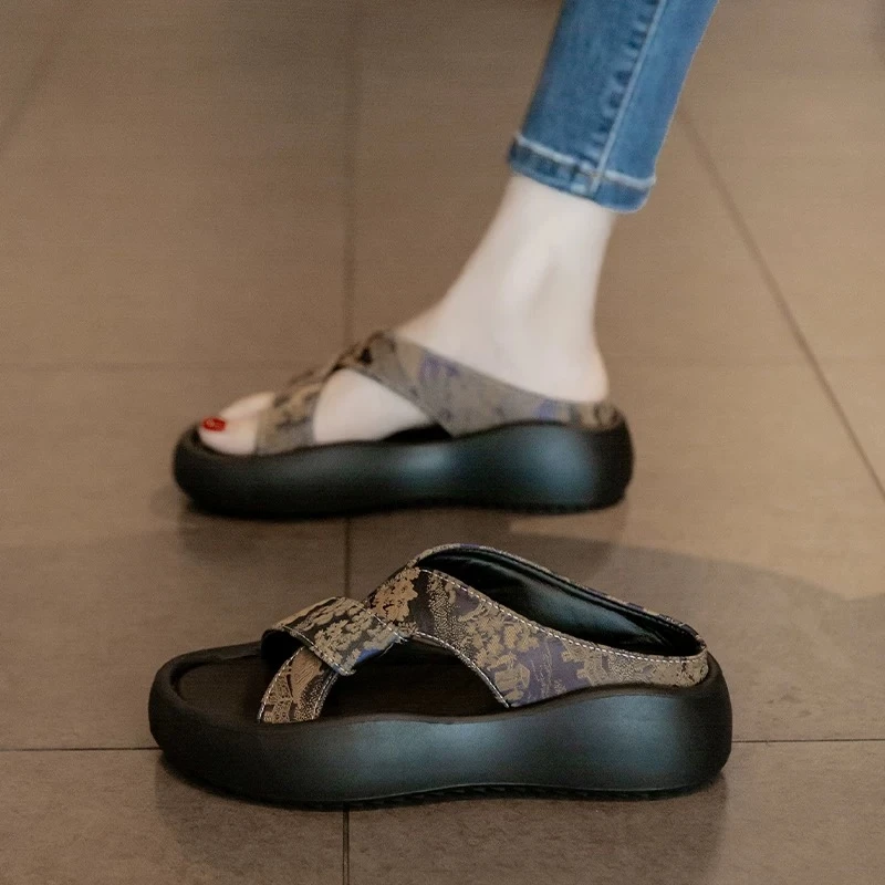凉拖鞋女款外穿2025夏季新款厚底孕妇软底国风洋气小众沙滩拖鞋女