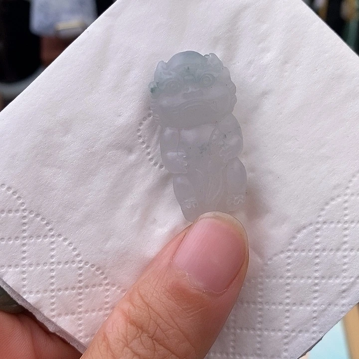 定制翡翠未镶嵌龙