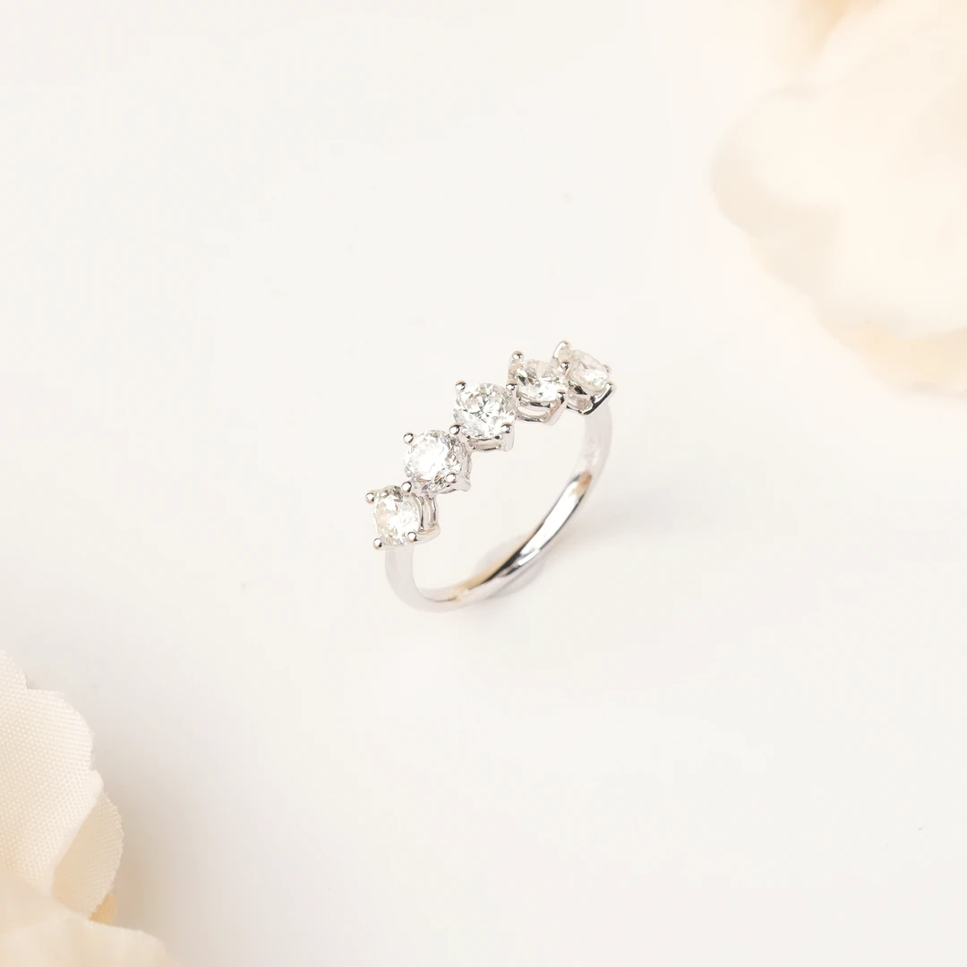 【云中意】18K金五公主钻石排戒1.5克拉-多样性发货-lzl