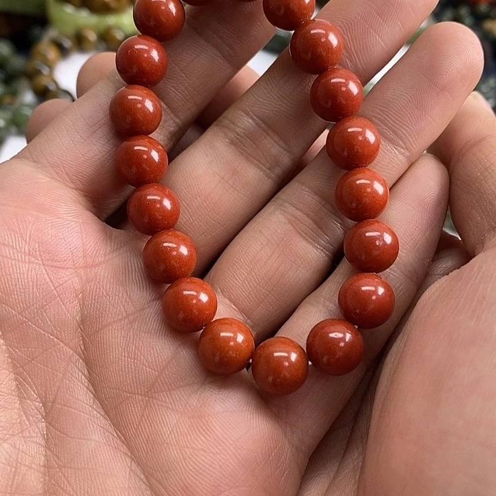 未镶嵌透闪石质玉珠宝奇石