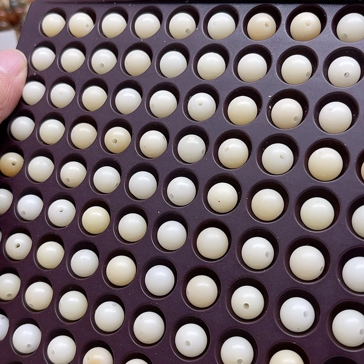 白玉菩提吊坠瑕疵10奶白圆珠100颗卡灯牌宠100颗