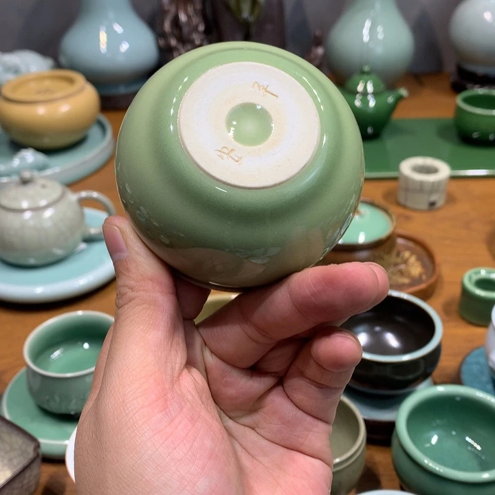 龙泉青瓷手工制作