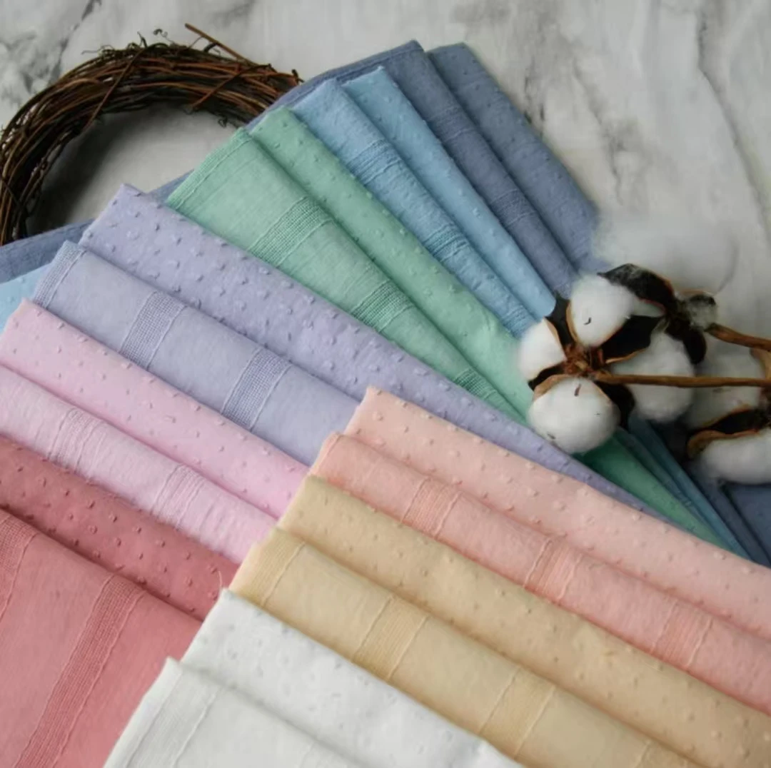 宥芈丝绸剪花时装服装面料时装服装面料马甲面料西装面料JH