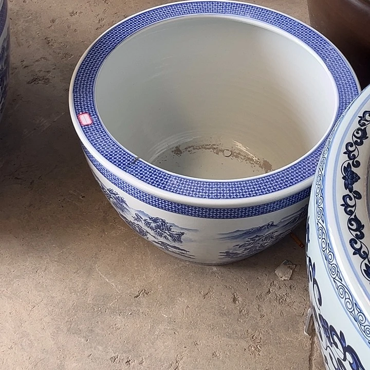 景德镇陶瓷鱼缸艺术