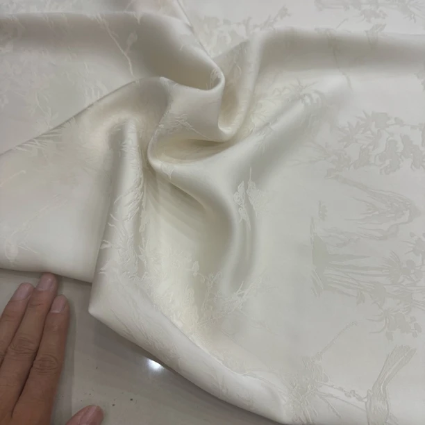 「非遗好物」【杏色油丝】响云纱 刻丝雕花立体工艺