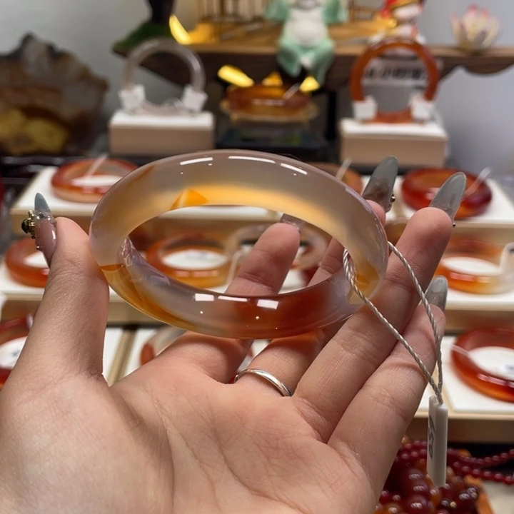 玛瑙/玉髓未镶嵌手镯