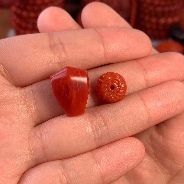 南红玛瑙天然川料瓦西配饰未镶嵌?****y