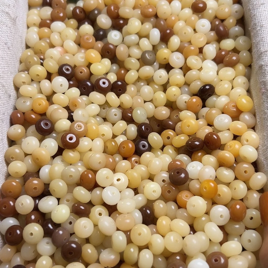 白玉菩提吊坠卡9小熊算盘200颗