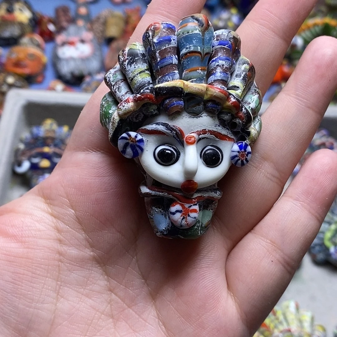 颈饰琉璃琉璃酋长