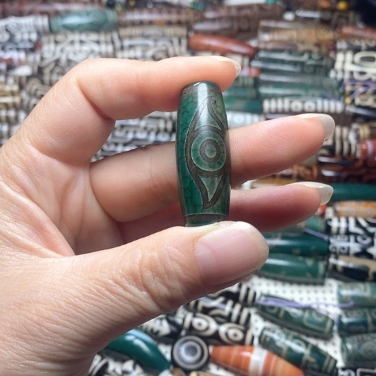 玛瑙/玉髓项圈未镶嵌