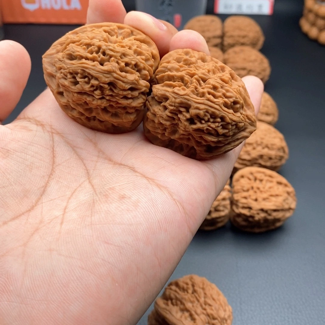 柒***哥文玩核桃把件好运