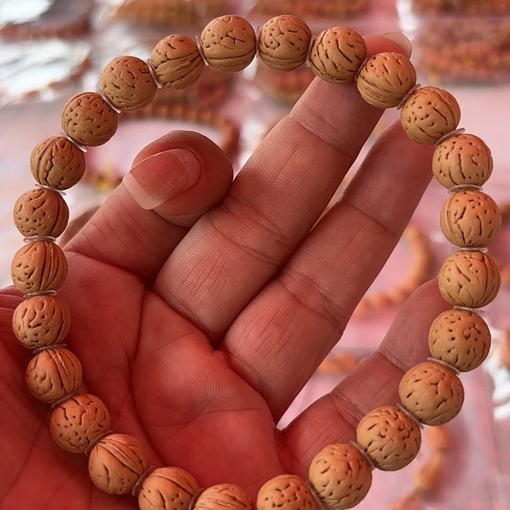 桃核手串野生小桃核手持，