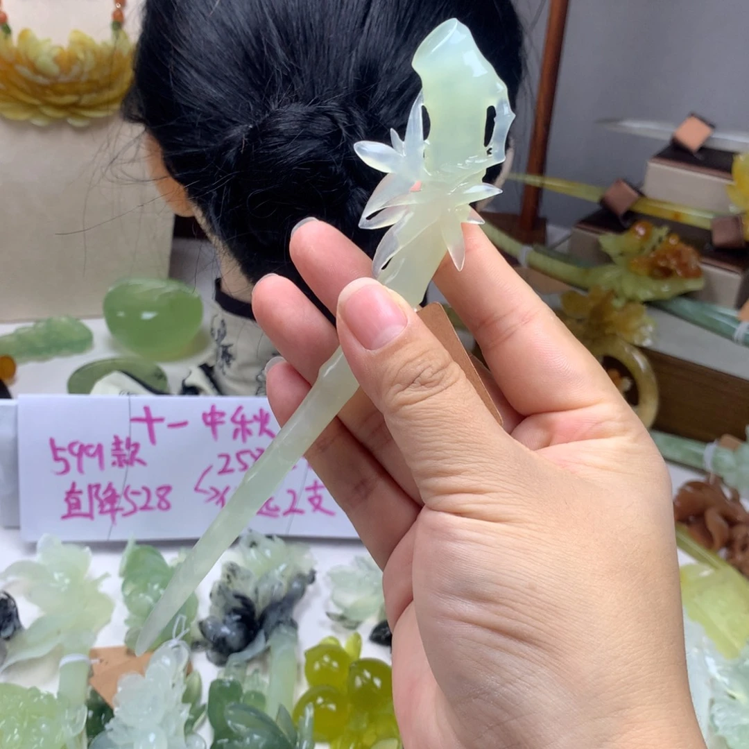 蛇纹石玉未镶嵌发饰