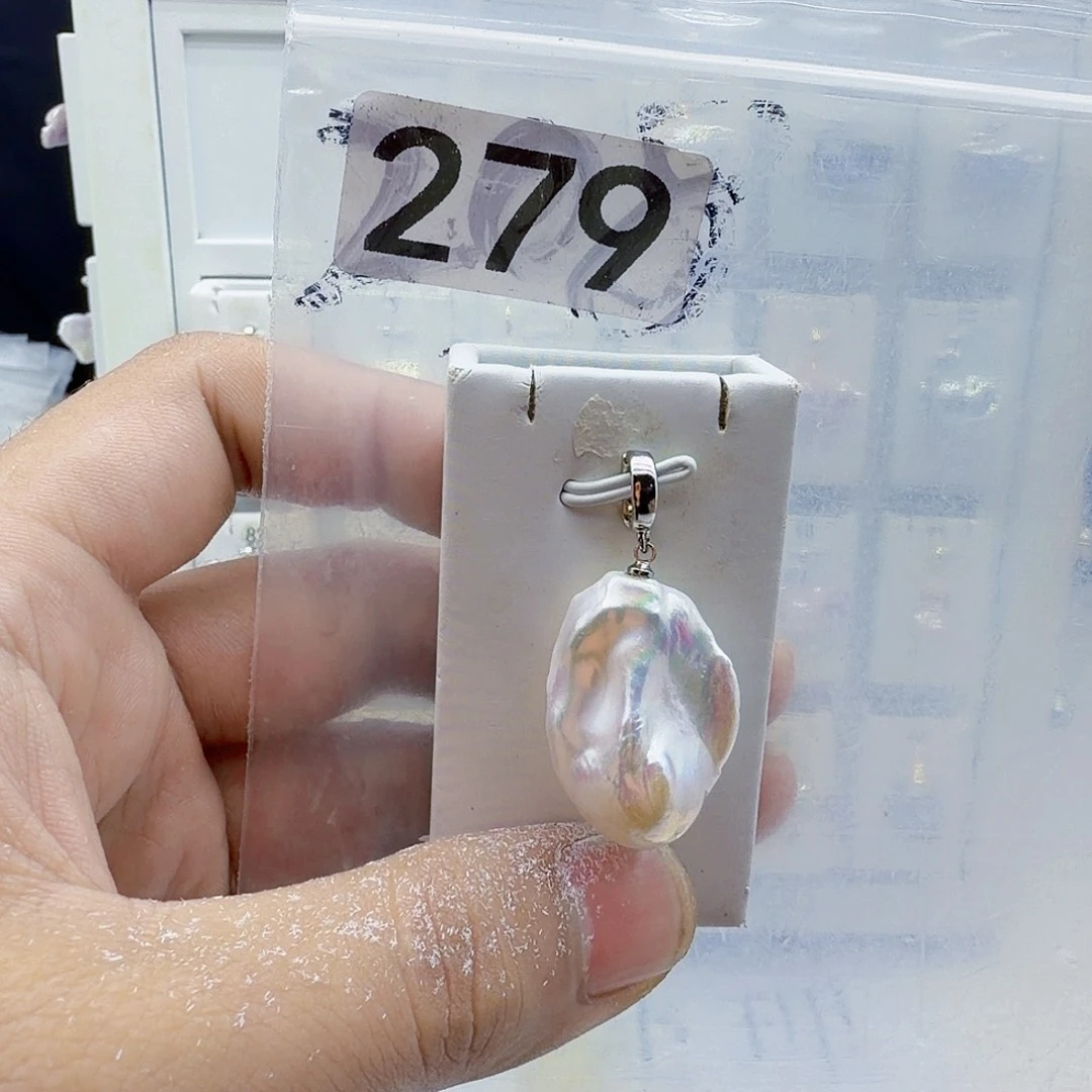 合金颈饰淡水珍珠