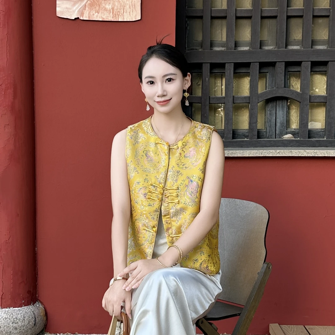 【琉光】新中式宋锦提花马甲女2025秋冬新款黄色气质国风立领背心