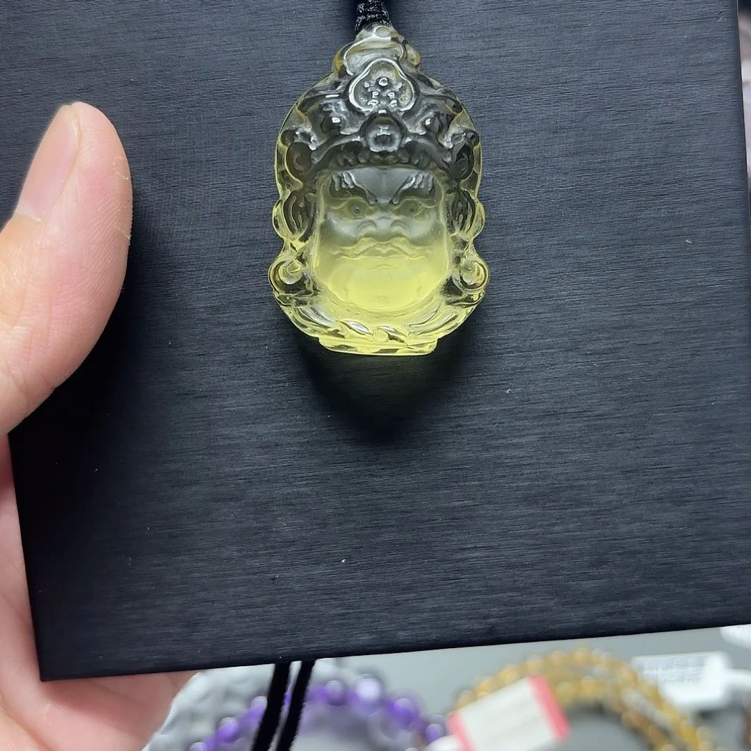 吊坠(赠链)未镶嵌水晶古**月