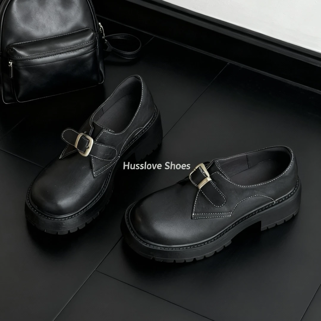 HUSSLOVE 马皮·跟高5CM·英伦风复古厚底一脚蹬皮带扣学院乐福鞋