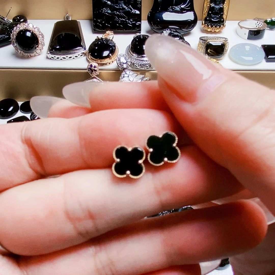 翡翠18K金镶嵌耳饰