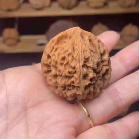 合***实把件文玩核桃核桃