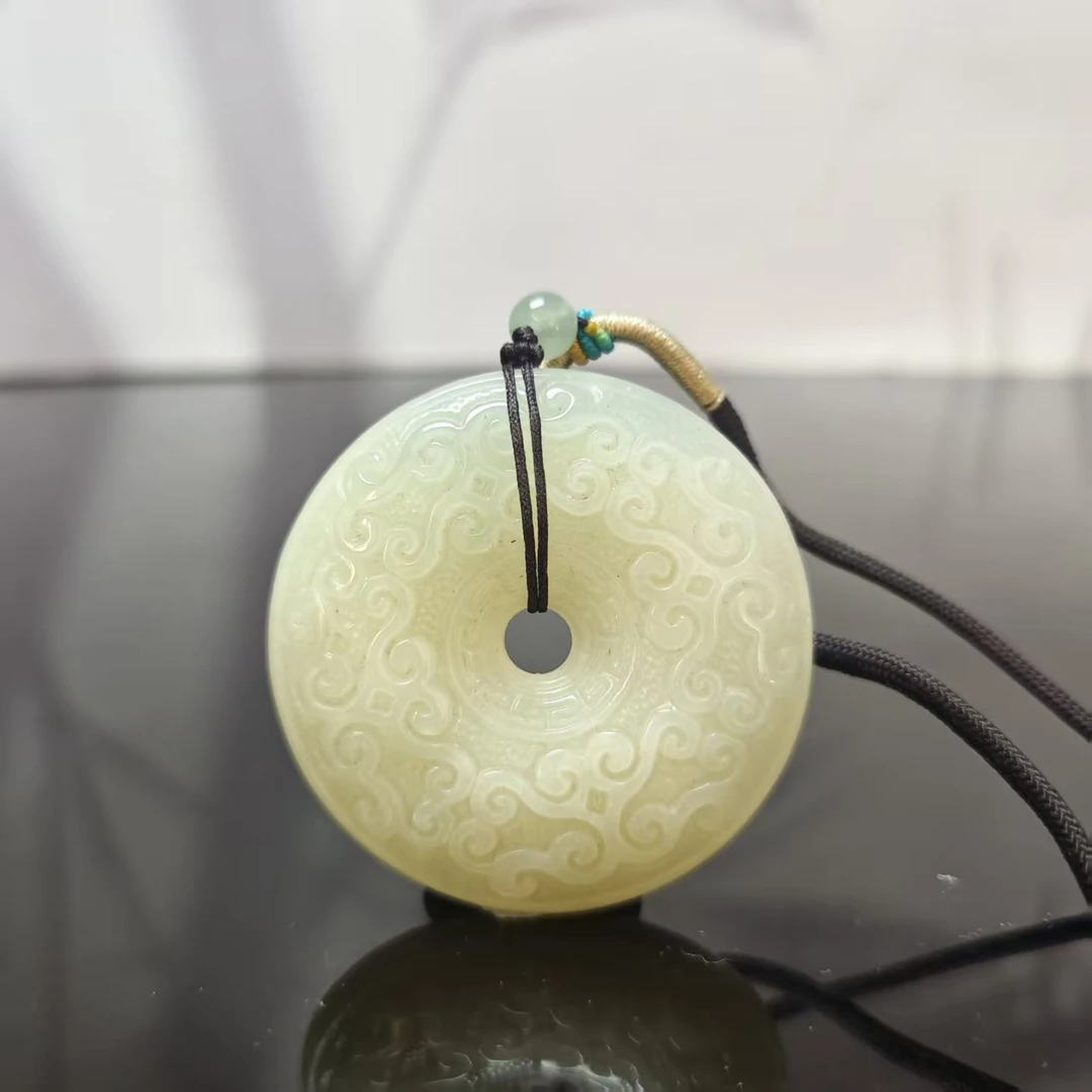 Q和田玉平安扣吊坠0187