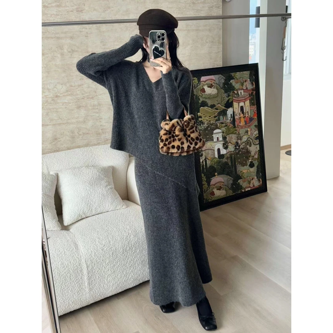 SP【南法情怀】简约法式V领围脖毛衣半身裙套装秋冬高级显瘦两件套
