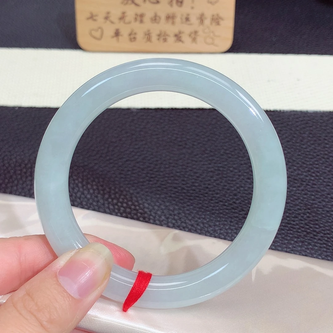 翡翠未镶嵌手镯1223