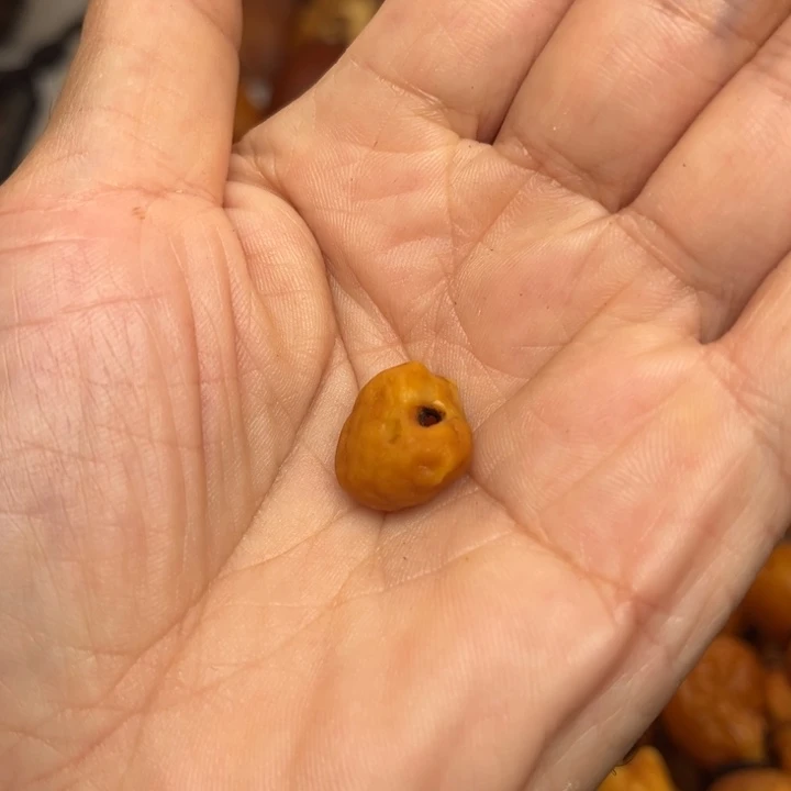 未***名琥珀未镶嵌裸石天然蜜蜡吊坠