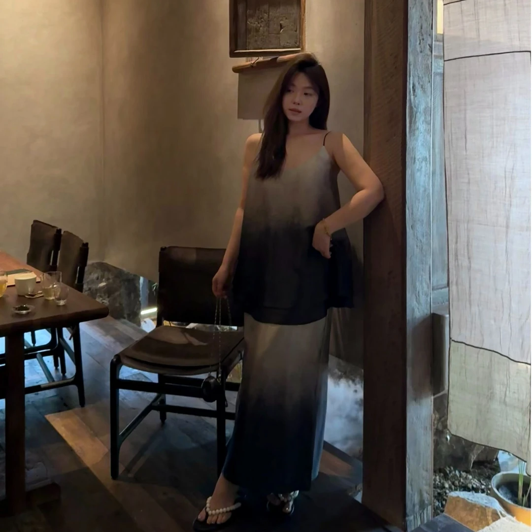 晶咕软软【墨染画卷】时尚无袖渐变色高级感扎染渐变吊带上