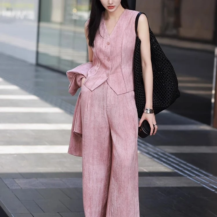 老钱风女装粉色棉麻西装套装女2025英伦风西服马甲阔腿裤三件套
