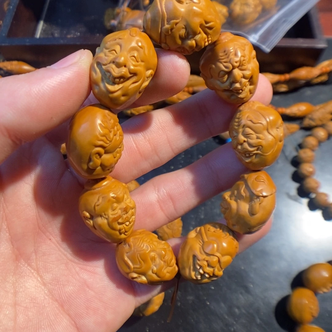 橄榄核手串/手链怪脸