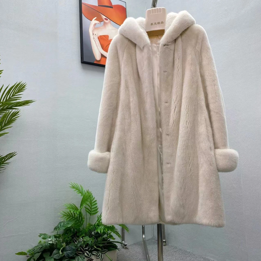 新款珍珠色貂貂大衣连帽挽袖双紫标丹麦紫金短二母貂貂时尚流行