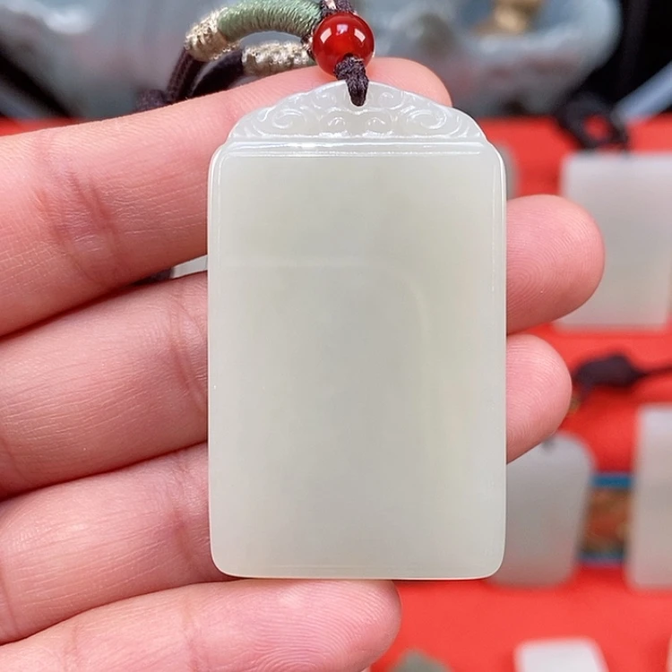 【闪购商品】颈饰未镶嵌和田玉