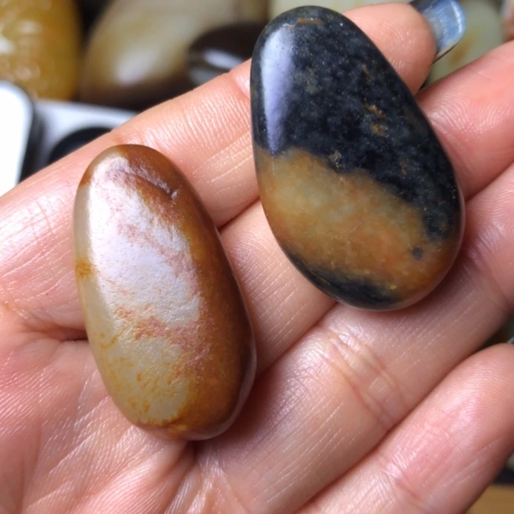 和田玉未镶嵌珠宝奇石